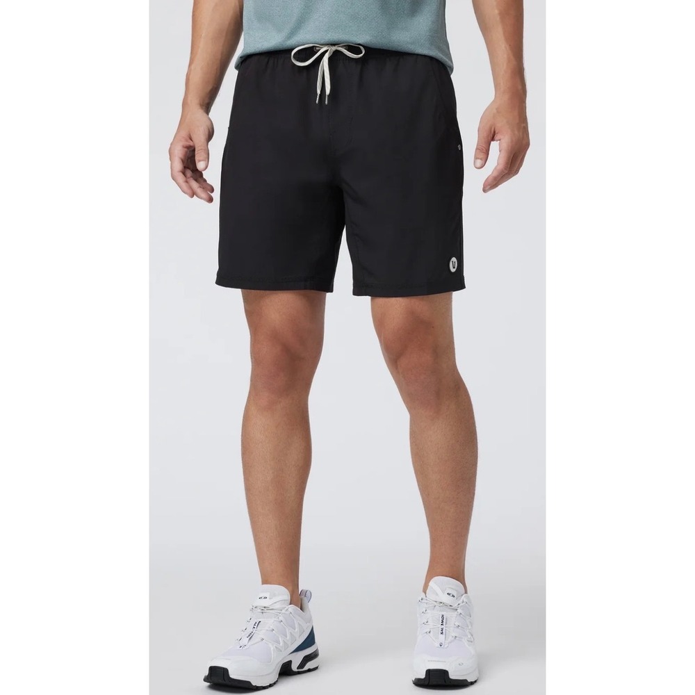 Vuori men's Kore Lined 7" shorts black
Athletic performance beach size unknown